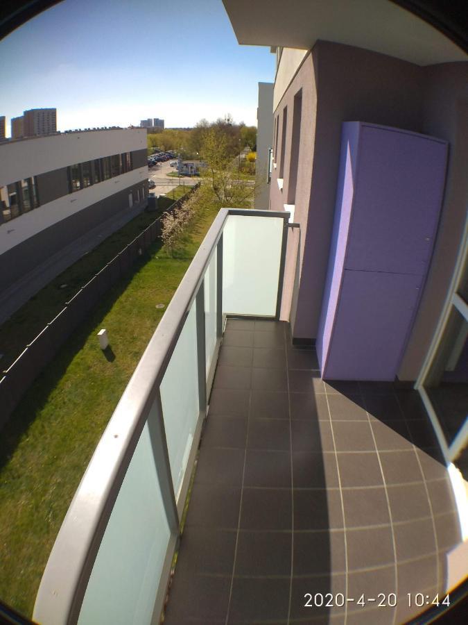 2060 Zwyciestwa 5G - Tanie Pokoje W Apartamencie - Samodzielne Zameldowanie - Self Check In Poznan Exterior foto