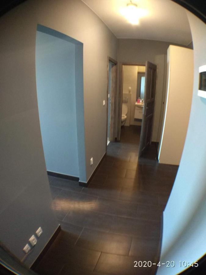 2060 Zwyciestwa 5G - Tanie Pokoje W Apartamencie - Samodzielne Zameldowanie - Self Check In Poznan Exterior foto